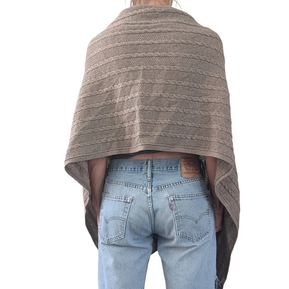 Soft Surroundings Lambswool Cashmere Cable Knit Button Wrap Shawl Poncho S/M - Picture 3 of 13